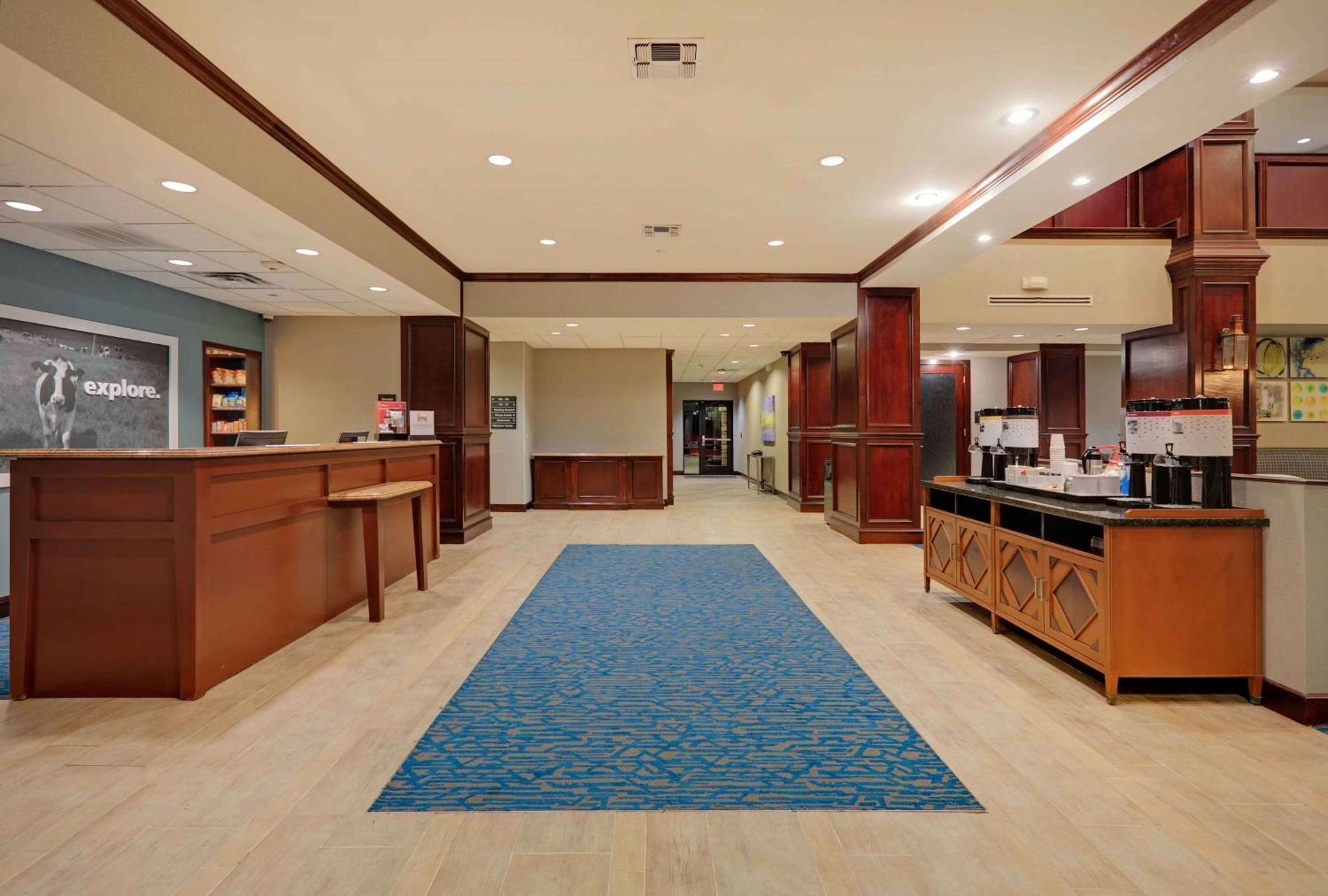 Hampton Inn & Suites Dallas-Arlington-South Exterior foto